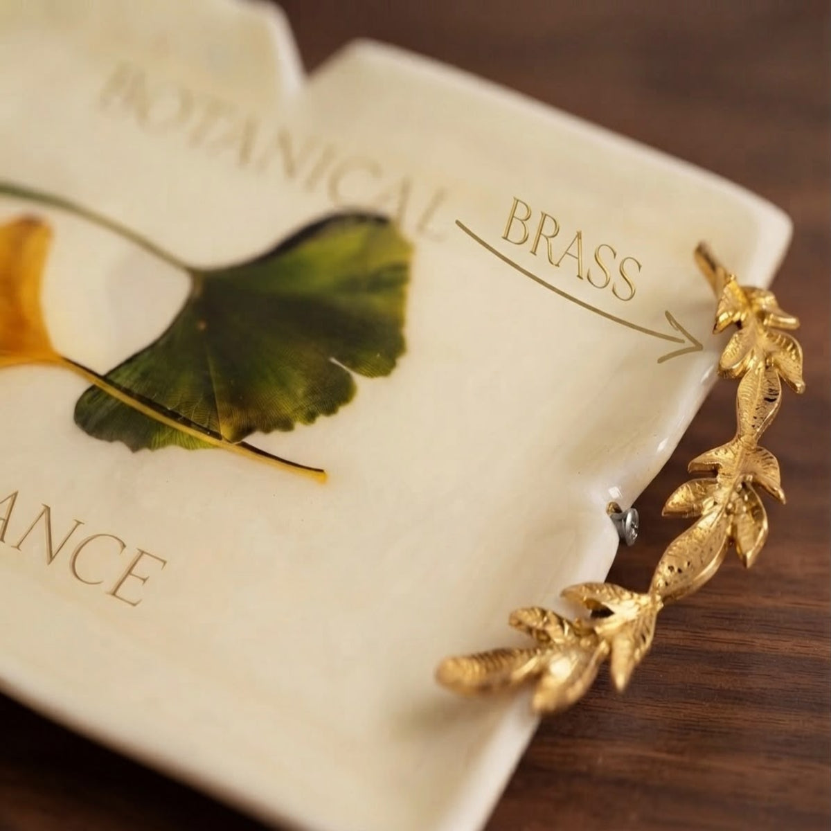 SHRINEX BRASS RECTANGLE TRAY