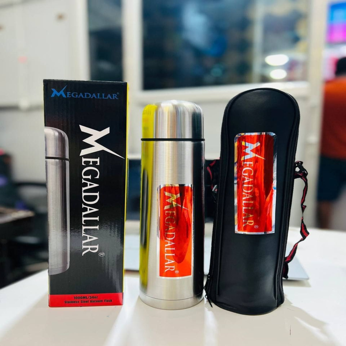 SHRINEX Mega Dollar 1000 ML Steel Flask Bottle