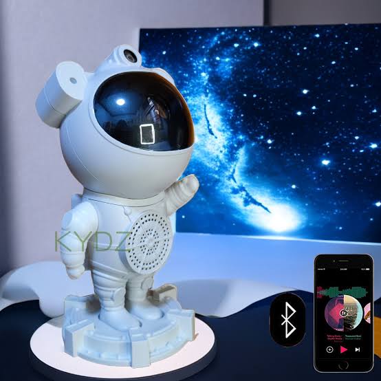 ASTRONAUT GALAXY PROJECTOR WITH SPEAKER 🔊
