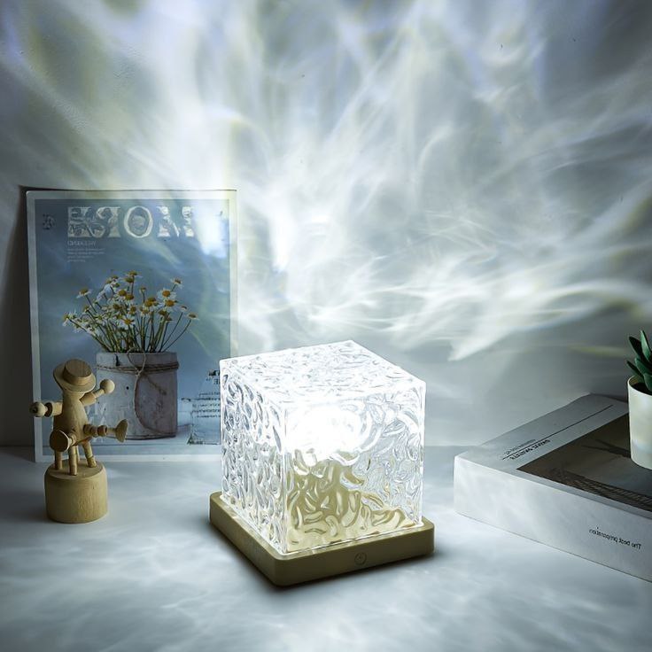 Dynamic Water Pattern Lamp